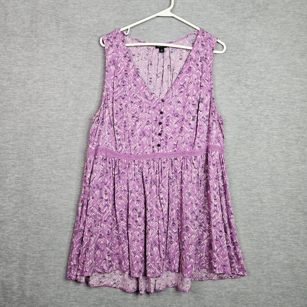 Torrid 1/2 Button Up V-neck Purple Floral Baby doll Top Size 2